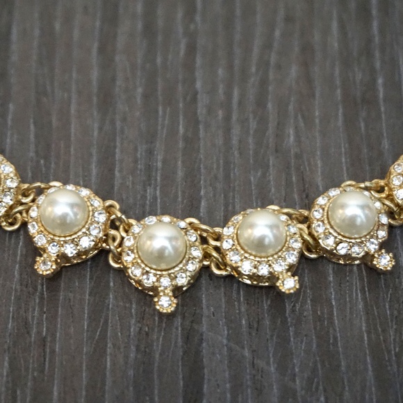 Talbots Faux Pearl Statement Necklace - Picture 2 of 6